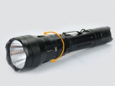 Xiware M20ME CREE MC-E 630 Lumens Flashlight Torch